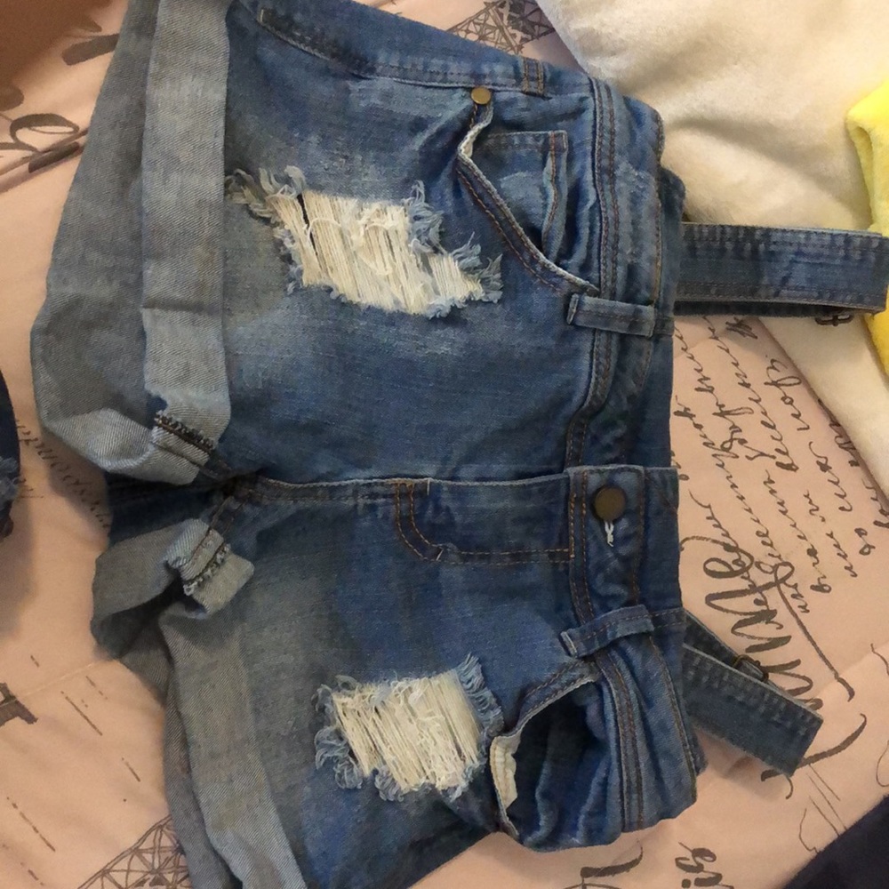 Overall - Picture 2 of 5